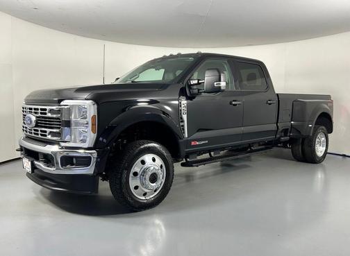 Black Metallic 2026 Ford F-450 XL