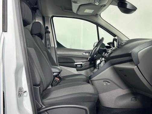 2022 Ford Transit Connect XLT