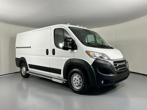 2023 RAM ProMaster 2500 Base