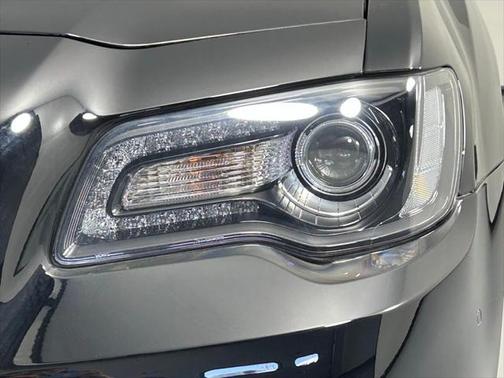 2023 Chrysler 300 Touring