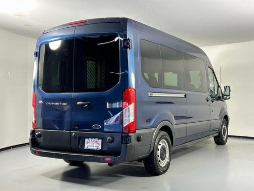 2017 Ford Transit-350 XL