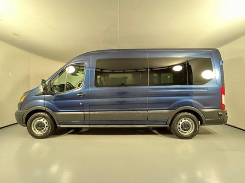 2017 Ford Transit-350 XL
