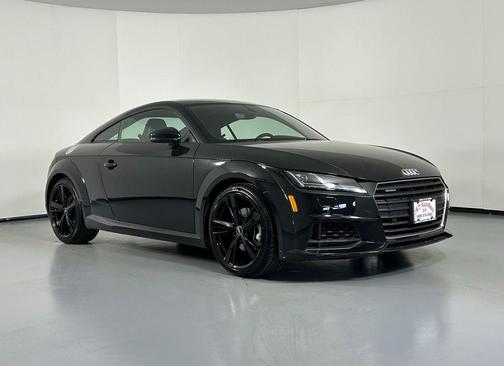 Mythos Black Metallic 2021 Audi TT 2.0T