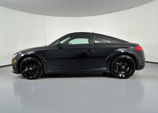 Mythos Black Metallic 2021 Audi TT 2.0T