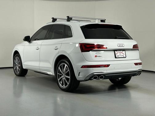 Glacier White Metallic 2021 Audi SQ5 3.0T Premium Plus