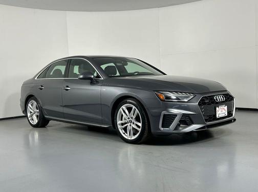 2023 Audi A4 45 S line Premium Plus