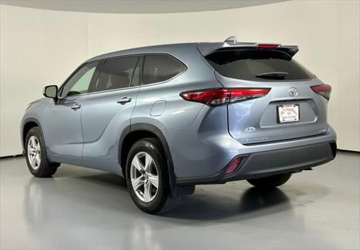 2020 Toyota Highlander LE