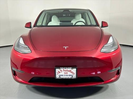 2024 Tesla Model Y Performance Dual Motor All-Wheel Drive