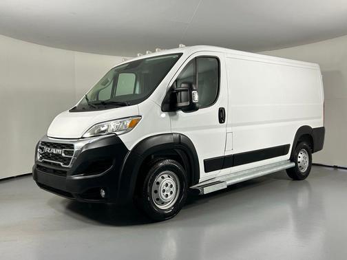 2023 RAM ProMaster 2500 Base