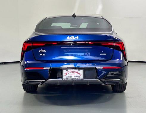 Yacht Blue 2025 Kia K5 GT-Line