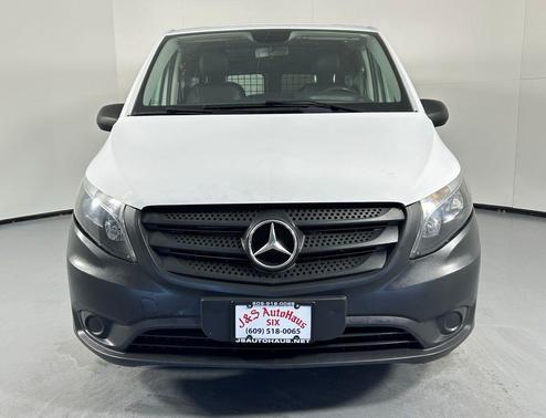 2017 Mercedes-Benz Metris Base