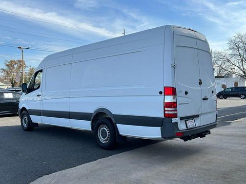 2017 Mercedes-Benz Sprinter 2500 Cargo 170 WB