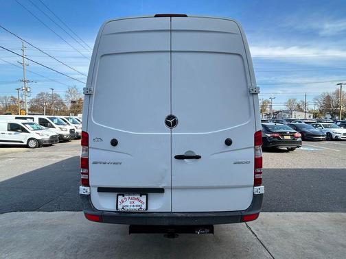 2017 Mercedes-Benz Sprinter 2500 Cargo 170 WB