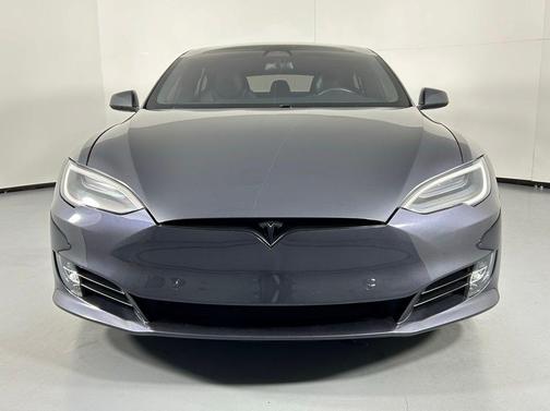 2020 Tesla Model S Performance
