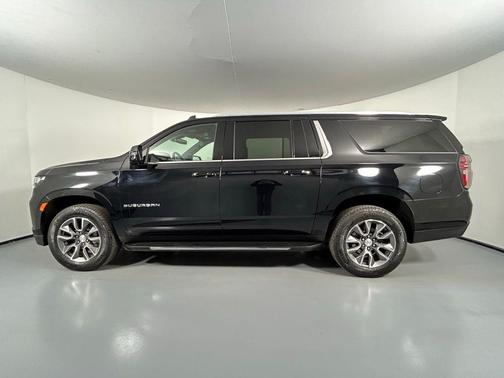 2022 Chevrolet Suburban LT