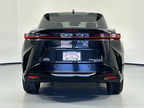 2023 Lexus RZ 450e 450e Premium