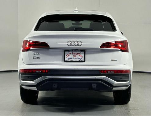 2022 Audi Q5 45 S line Premium