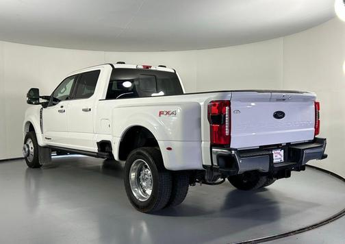 2025 Ford F-450 Lariat