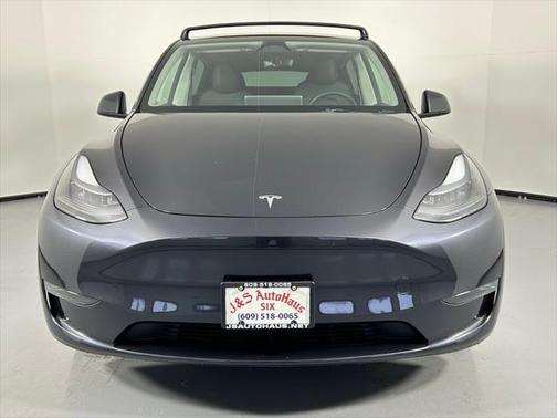 2024 Tesla Model Y Long Range Dual Motor All-Wheel Drive