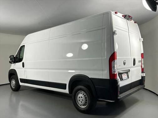 2025 RAM ProMaster 2500 Tradesman