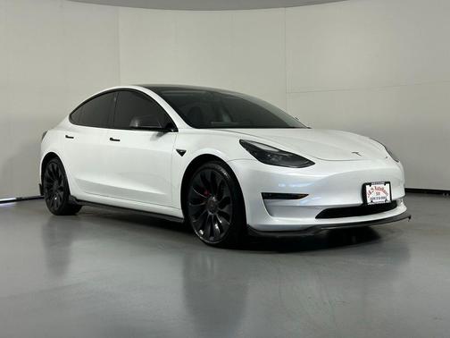 2023 Tesla Model 3 Performance