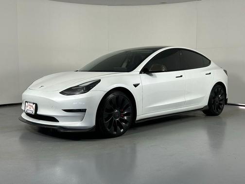 2023 Tesla Model 3 Performance