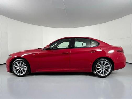 2022 Alfa Romeo Giulia Ti