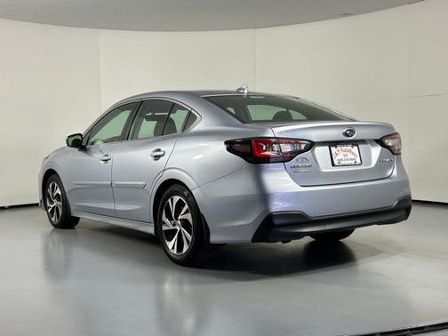 2022 Subaru Legacy Premium
