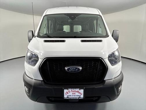 2022 Ford Transit-150 Base