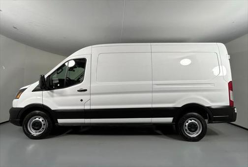 2022 Ford Transit-150 Base