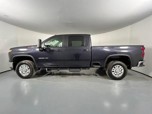 2024 Chevrolet Silverado 3500 LT