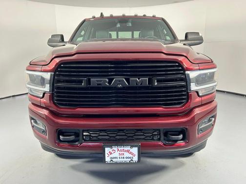 2022 RAM 2500 Laramie Crew Cab 4x4 6'4' Box