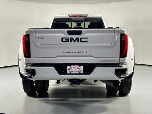 2024 GMC Sierra 3500 Denali