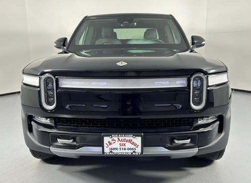 2022 Rivian R1T Adventure
