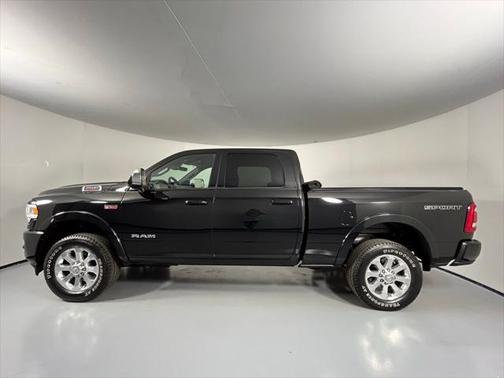 2020 RAM 2500 Laramie Crew Cab 4X4 6'4' Box