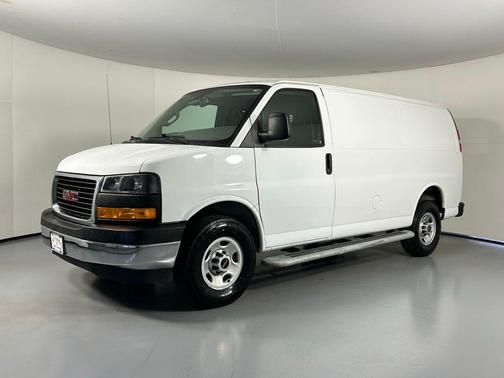 2022 GMC Savana 2500 Work Van