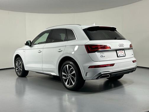 2023 Audi Q5 45 S line Premium Plus