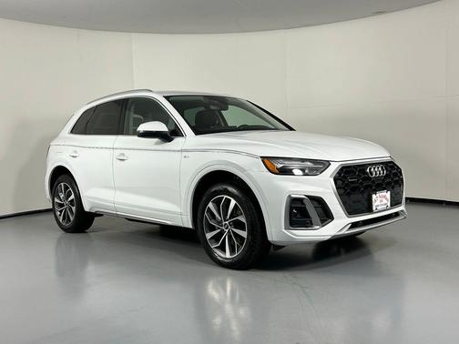 2023 Audi Q5 45 S line Premium Plus