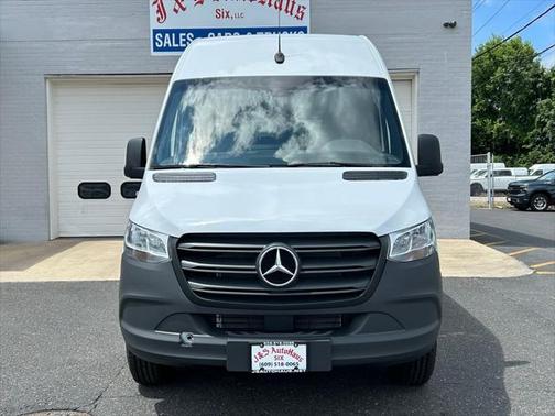 2024 Mercedes-Benz Sprinter 2500 Standard Roof