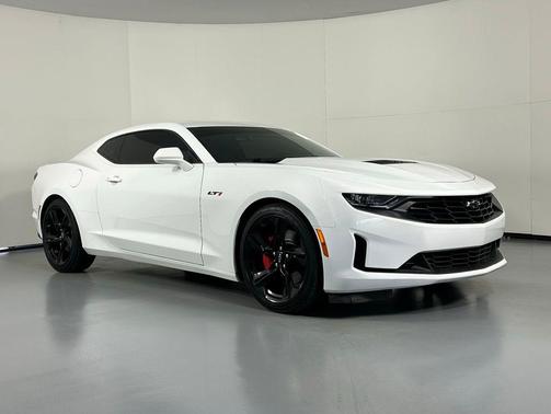 2022 Chevrolet Camaro RWD Coupe LT1