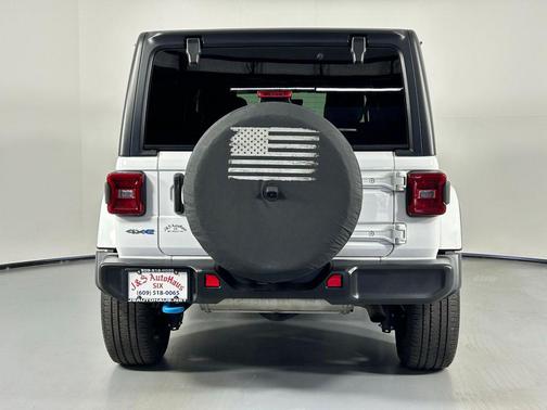 Bright White Clearcoat 2023 Jeep Wrangler 4xe Sahara