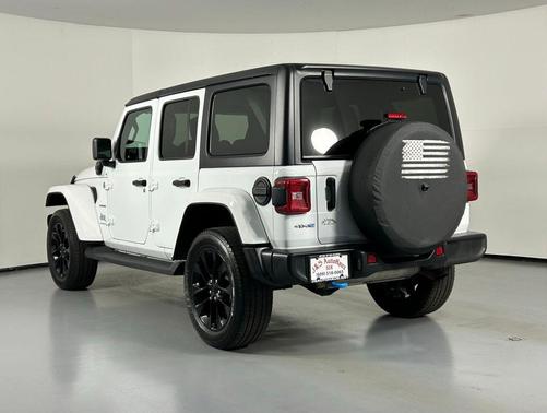 Bright White Clearcoat 2023 Jeep Wrangler 4xe Sahara