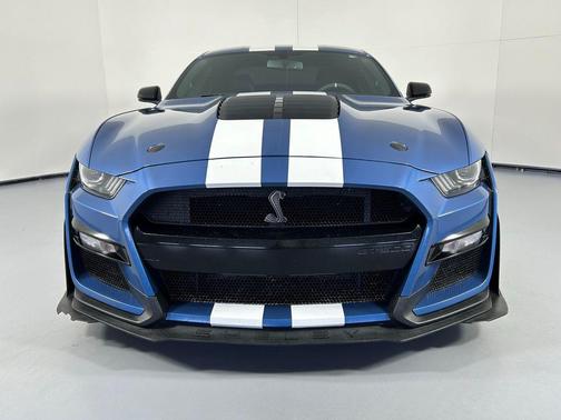 2020 Ford Shelby GT500 Base
