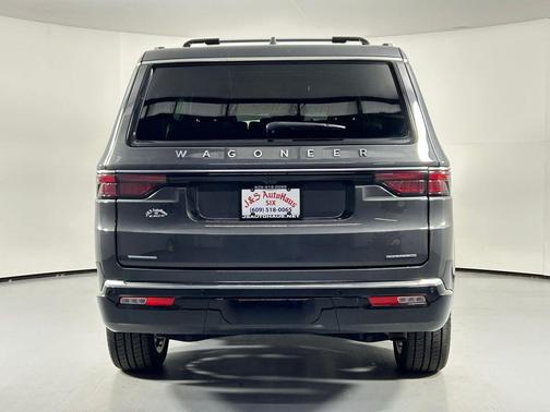 2022 Jeep Wagoneer Series II 4x4