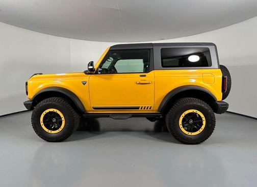 Cyber Orange Metallic Tricoat 2021 Ford Bronco First Edition