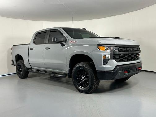 Slate Gray Metallic 2024 Chevrolet Silverado 1500 Custom Trail Boss