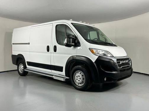 2023 RAM ProMaster 2500 Base