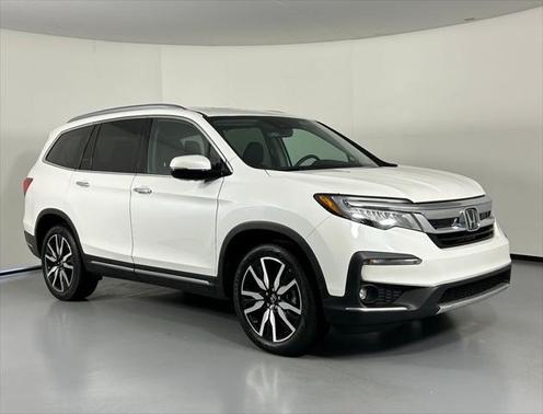 2022 Honda Pilot Touring 8-Passenger
