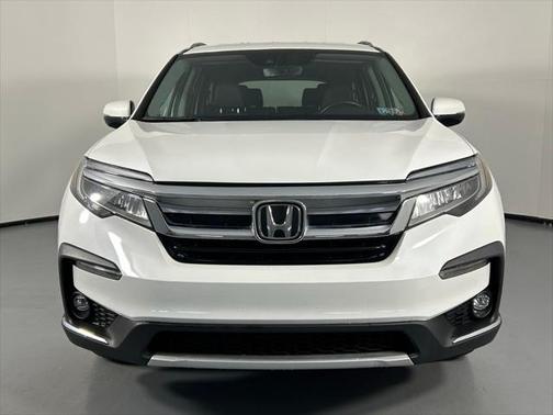 2022 Honda Pilot Touring 8-Passenger