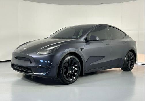 2024 Tesla Model Y Long Range Dual Motor All-Wheel Drive